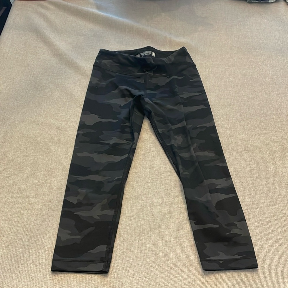 Athleta girl leggings